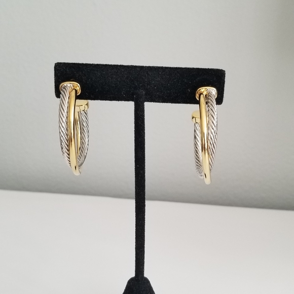 Beautiful two tone earrings. - Picture 2 of 4
